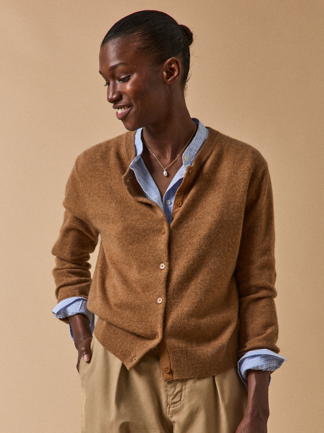 Amélie | Gilet boutonné en cachemire