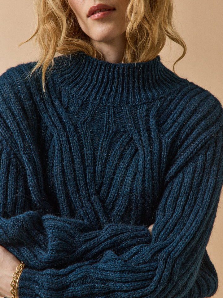 Clémence | Pull torsadé à col montant en mohair et laine italienne