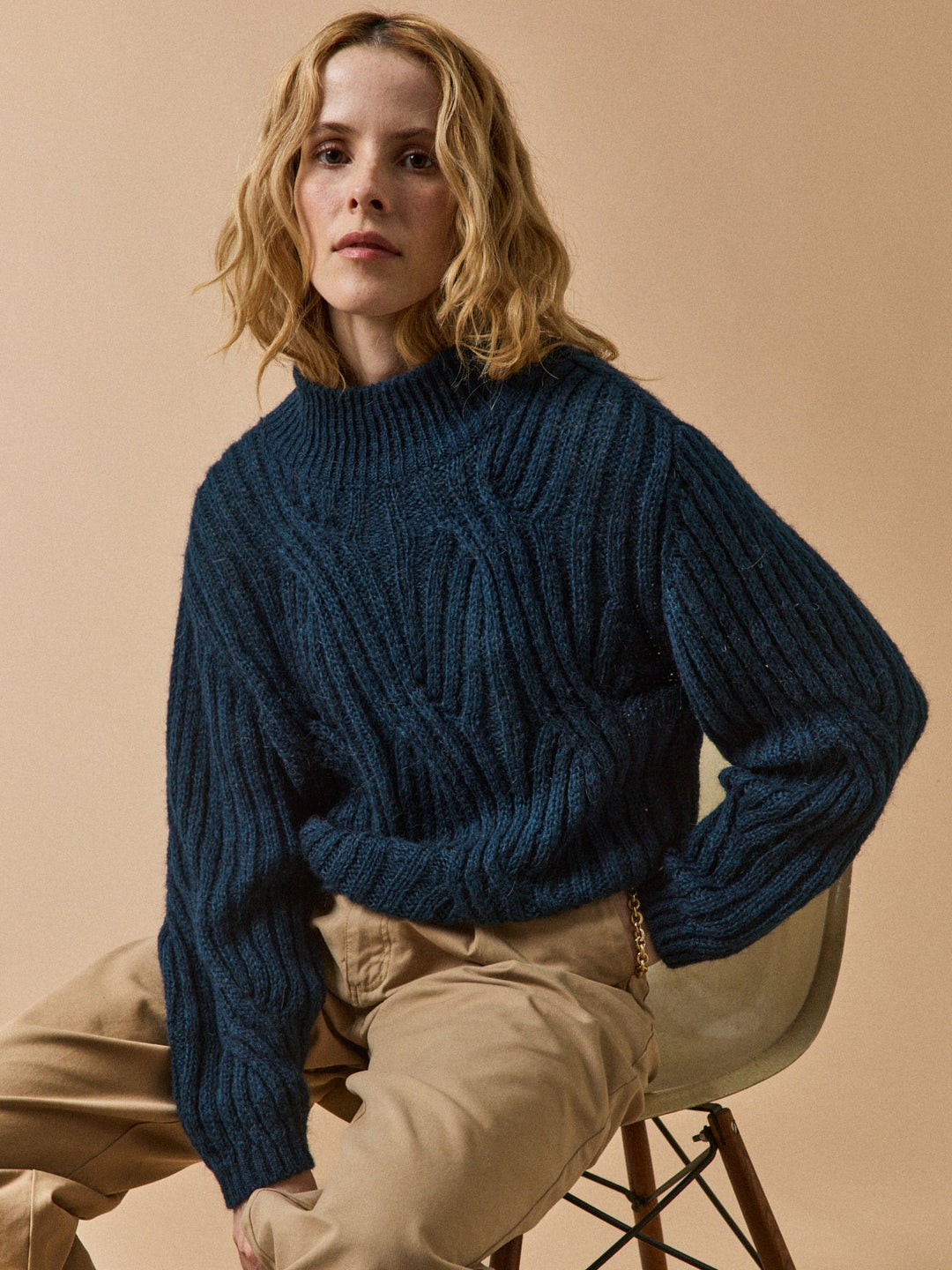 Clémence | Pull torsadé à col montant en mohair et laine italienne