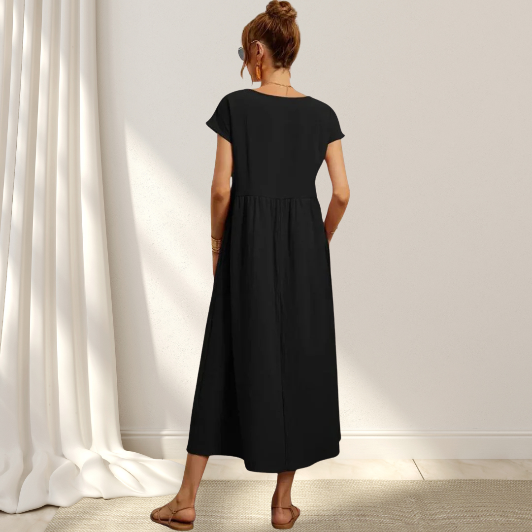 Clio™ – Elegant Sommarklänning – Lätt, Smickrande & Täcker Magen