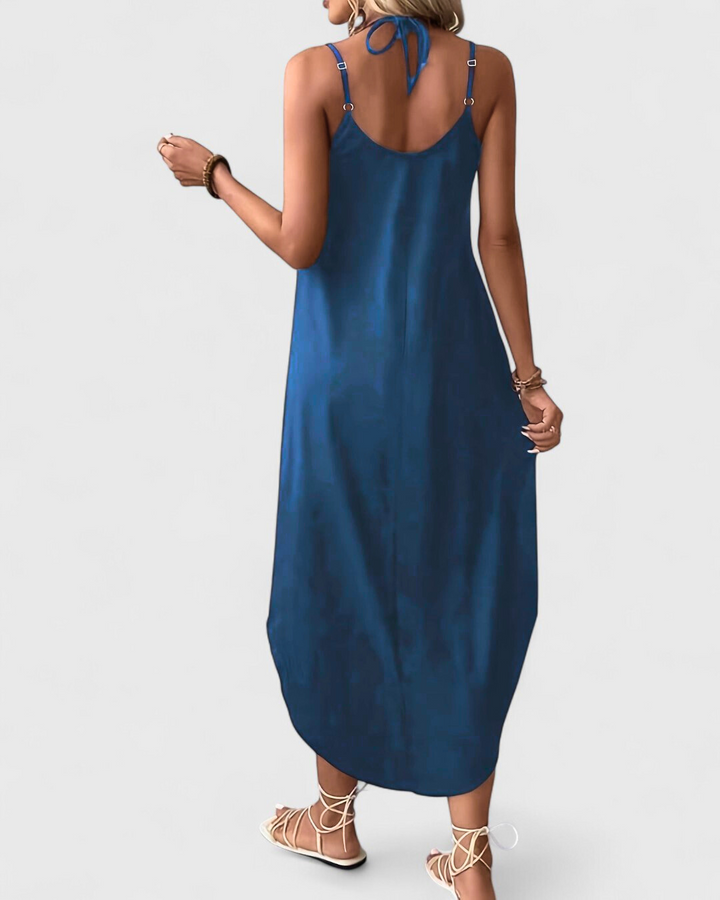 Zofia™ – Lång, Flödande Sommarklänning med Smala Axelband