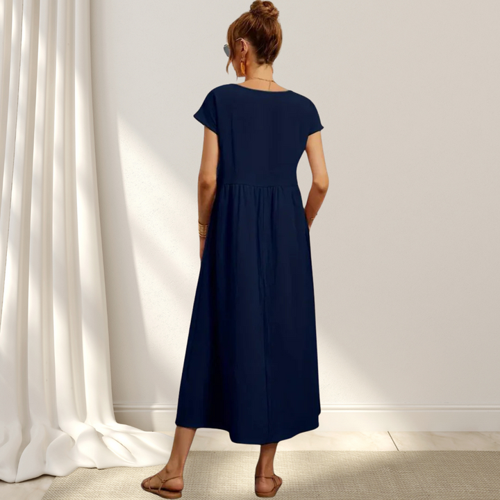 Clio™ – Elegant Sommarklänning – Lätt, Smickrande & Täcker Magen